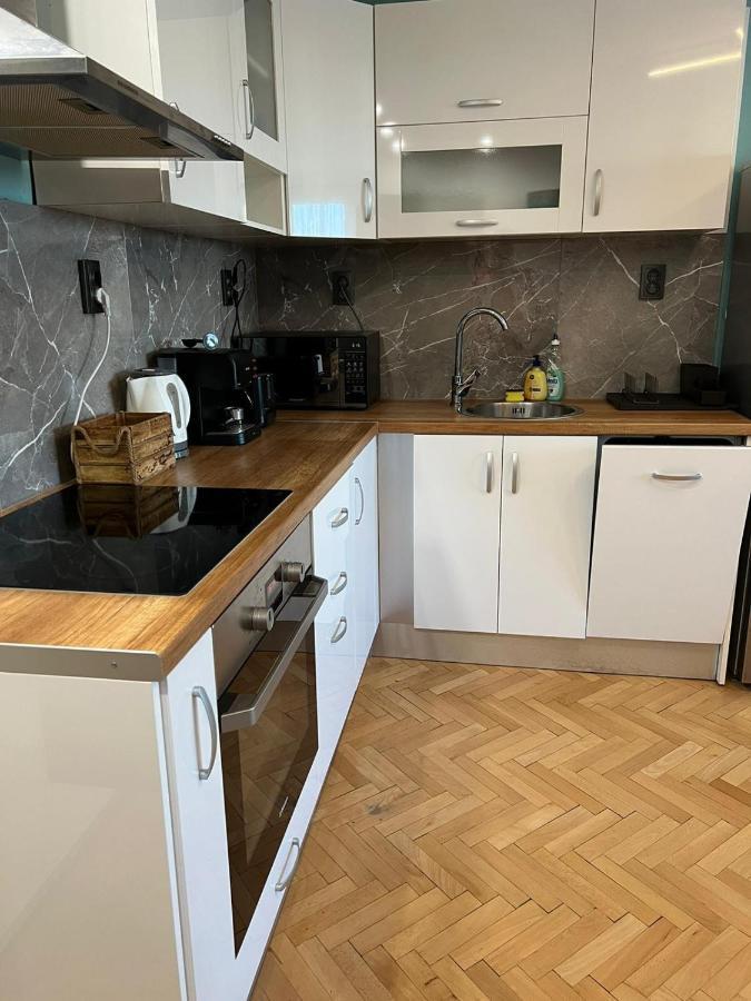 Al Malina 3Bdr Family Apt With Parking Space Near Airport And Iec Sofia Exterior photo